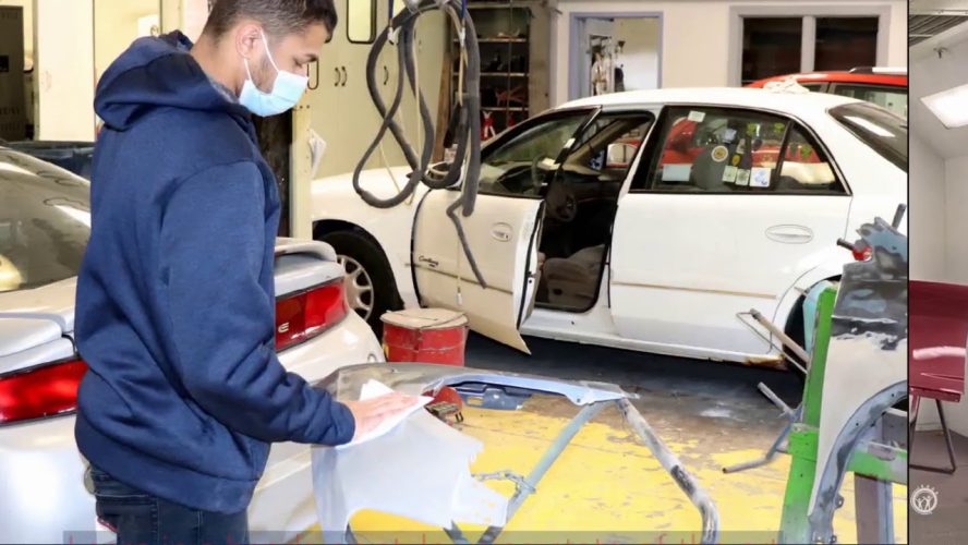 Get the desired help on auto body repair Denver CO